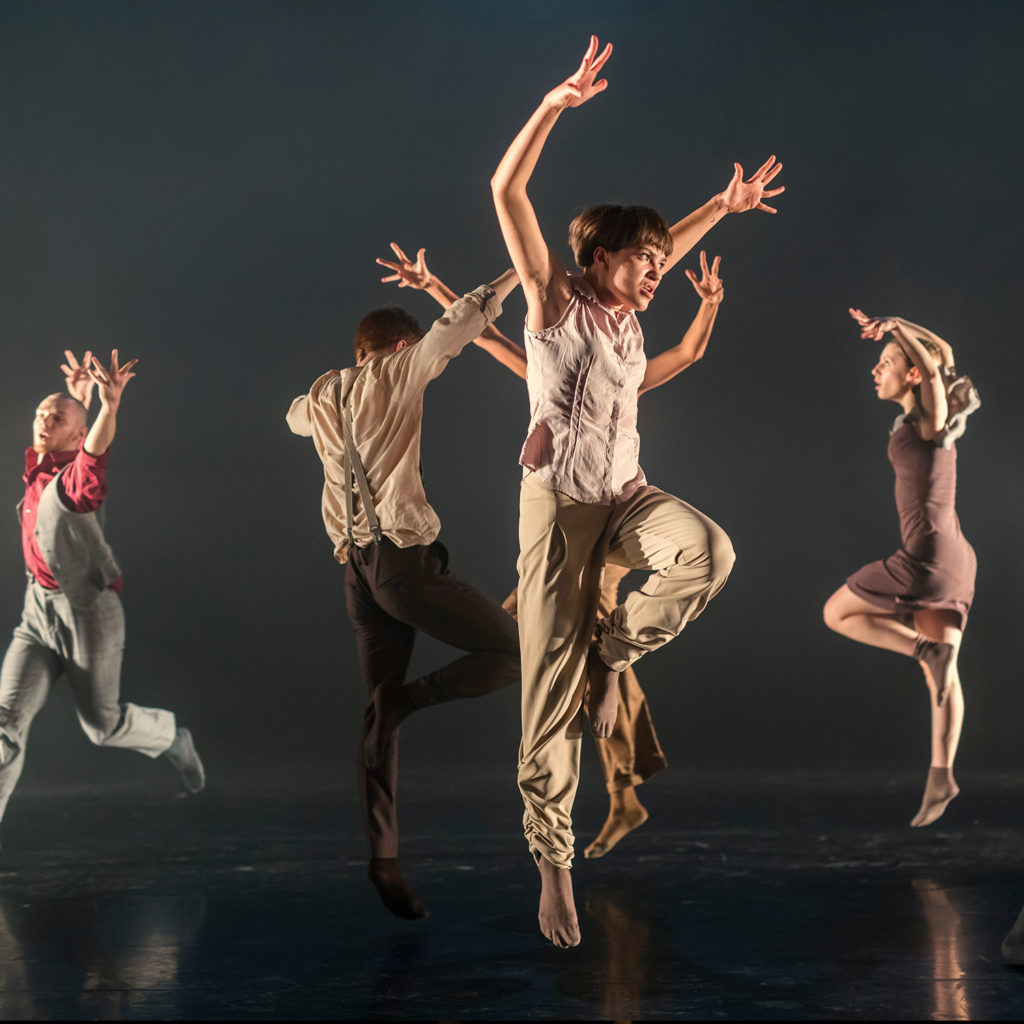 Political-mother_bjg Confédération des Écoles Genevoises de Musique, Rythmique Jaques-Dalcroze, Danse, Théâtre