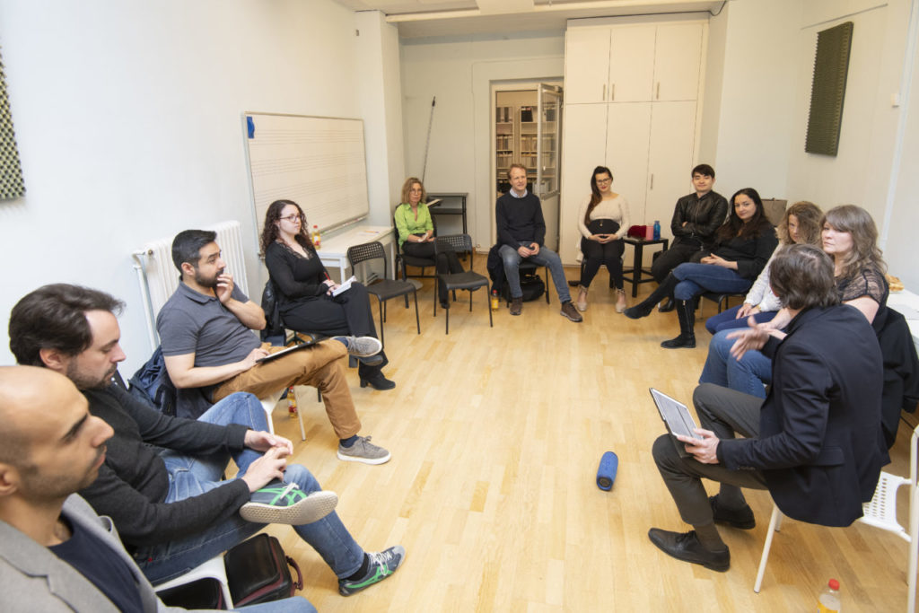 Reunion-avec-arpad-thot-1-1280x854 Confédération des Écoles Genevoises de Musique, Rythmique Jaques-Dalcroze, Danse, Théâtre